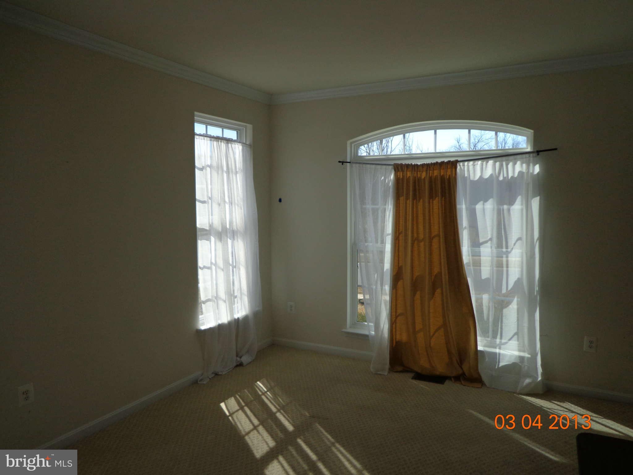487 Blossom Tree Road Culpeper, VA 22701 - Photo 2 of 30 Living Room