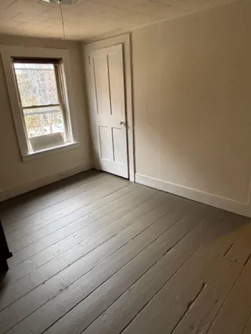 $1,195 | 77 Main Street, Unit 4, Greenville, NH 03048