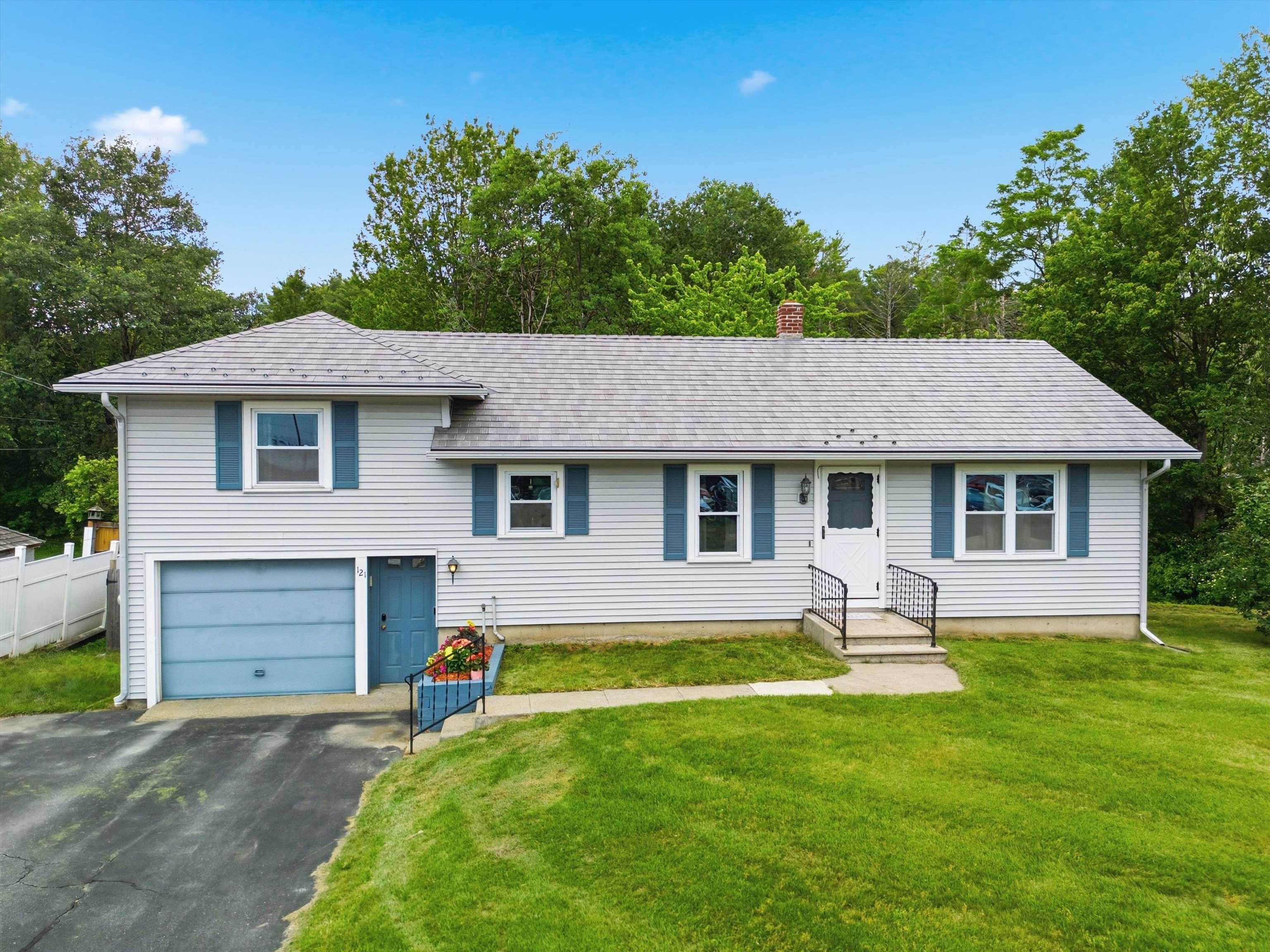 121 Charlestown Road Claremont, NH 03743 - Photo 1 of 54