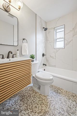 $975,000 | 20 West Myrtle Street, Alexandria, VA 22301