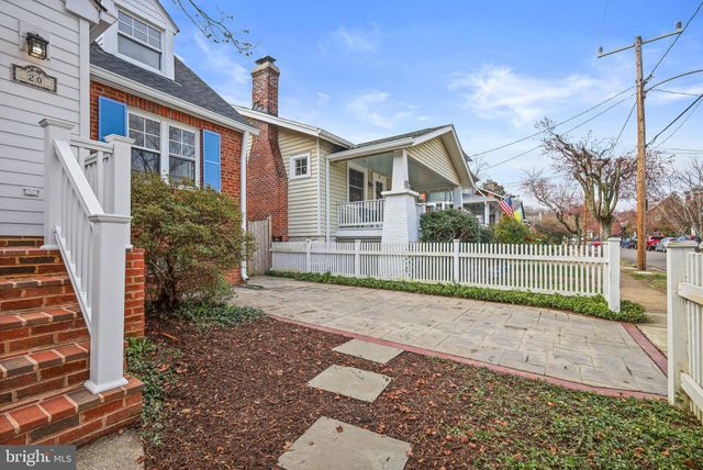 $975,000 | 20 West Myrtle Street, Alexandria, VA 22301