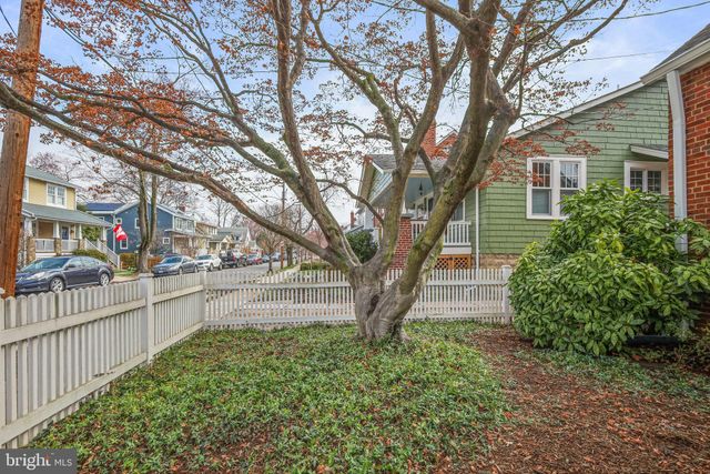 $975,000 | 20 West Myrtle Street, Alexandria, VA 22301