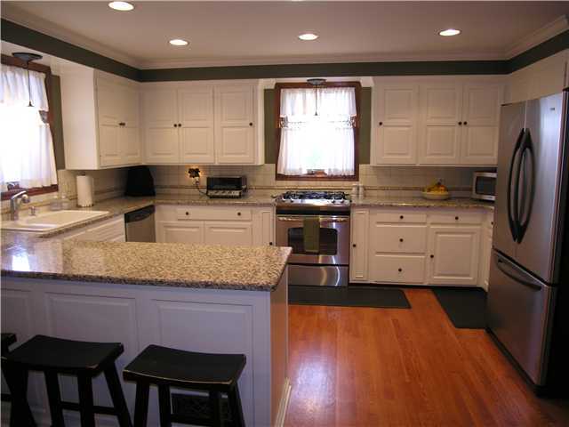 2470 Lane Road Columbus, OH 43220 - Photo 5 of 18