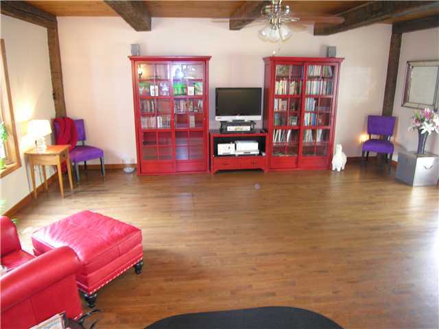 2470 Lane Road Columbus, OH 43220 - Photo 7 of 18