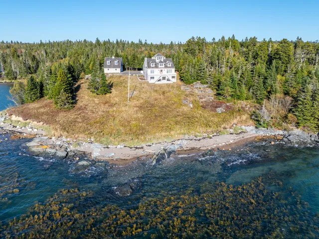 $1,200,000 | 613 Yoho Head Road, Machiasport, ME 04655