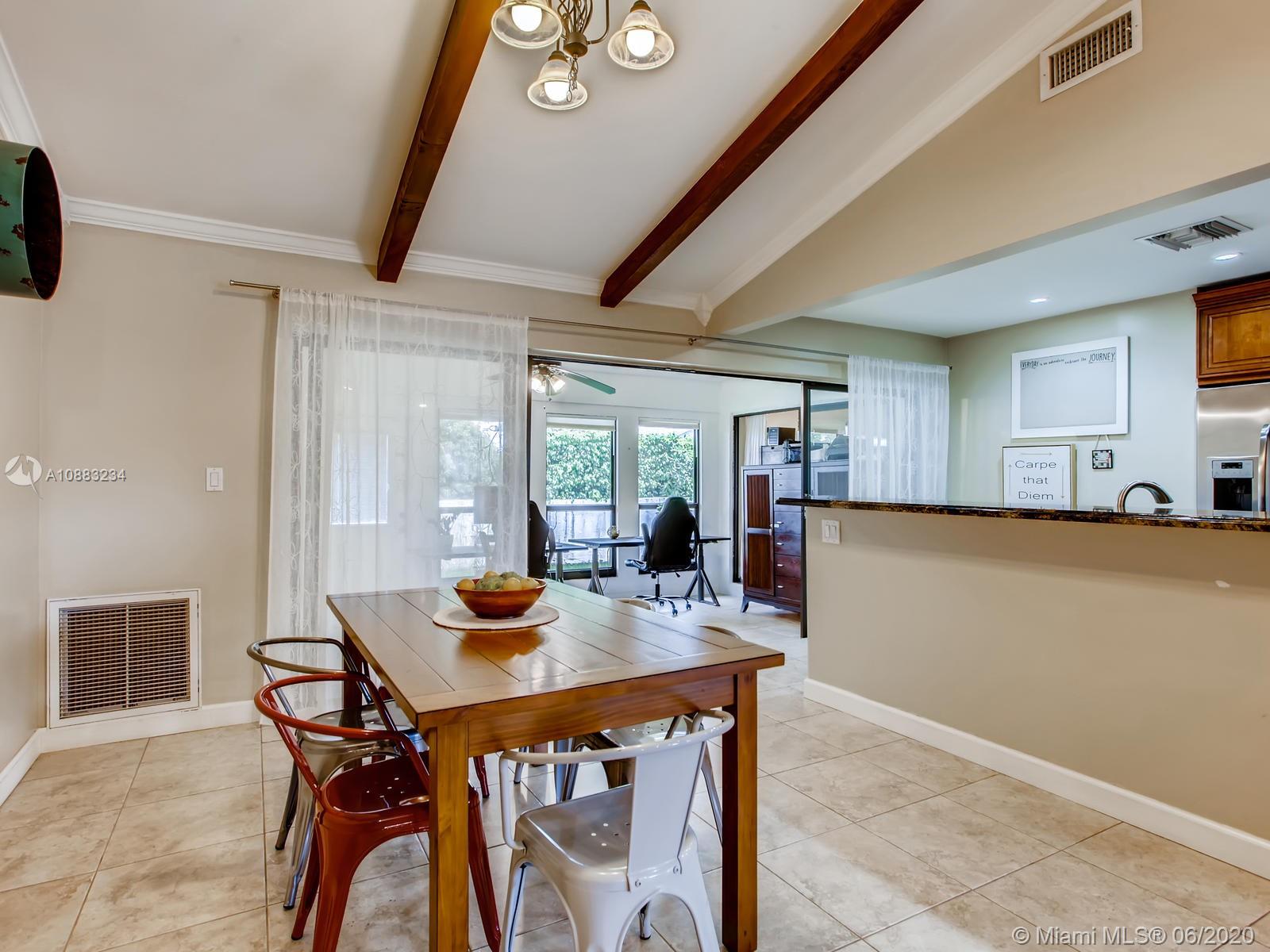 6614 Tiburon Circle Boca Raton, FL 33433 - Photo 5 of 18 Gallery Image 5