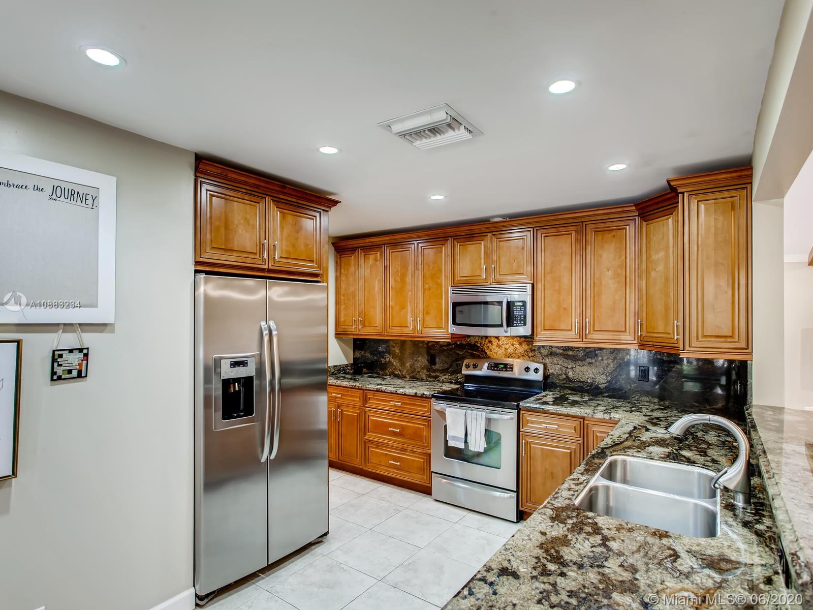 6614 Tiburon Circle Boca Raton, FL 33433 - Photo 7 of 18 Gallery Image 7