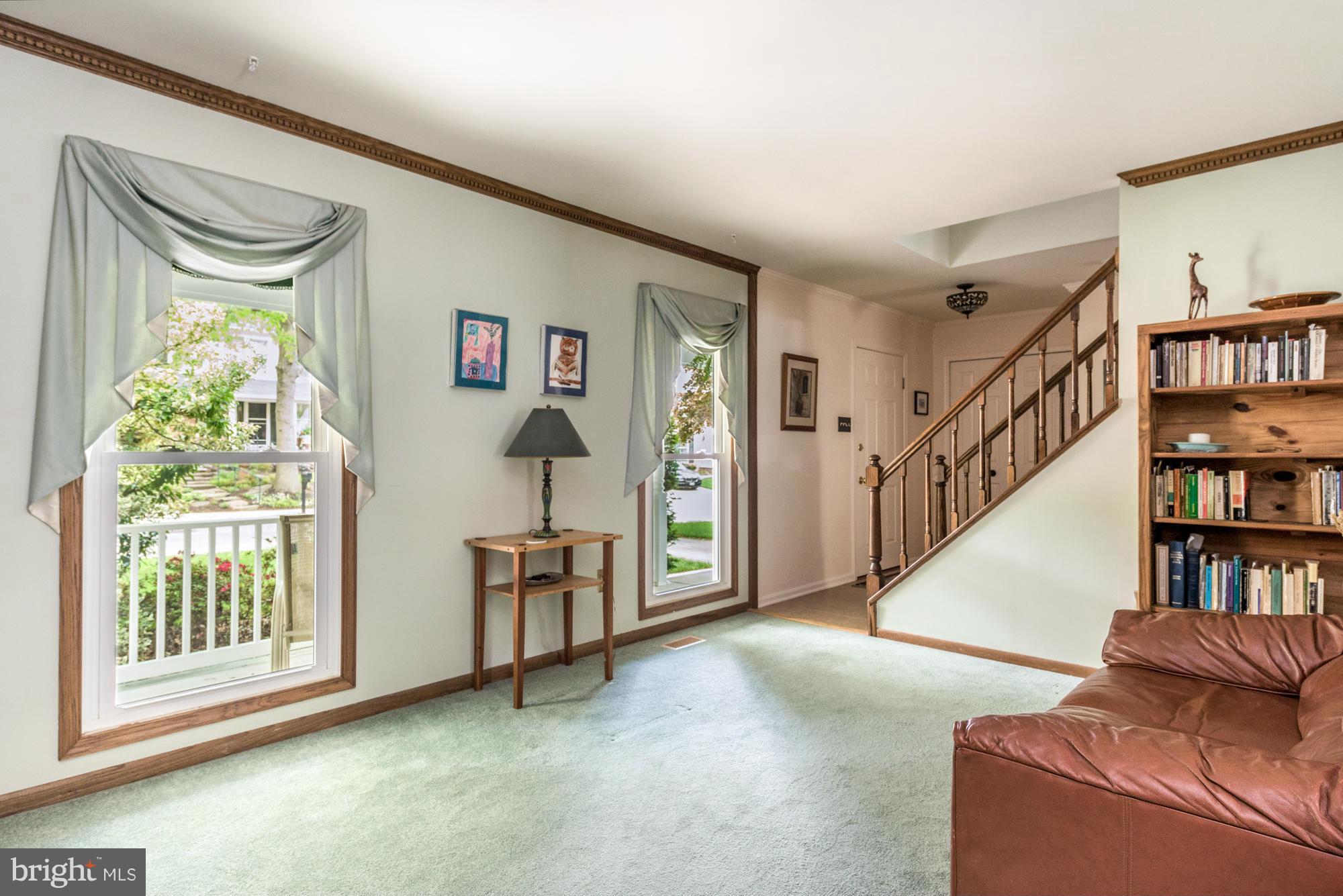 309 Canterfield Road Annapolis, MD 21403 - Photo 3 of 25 Living Room
