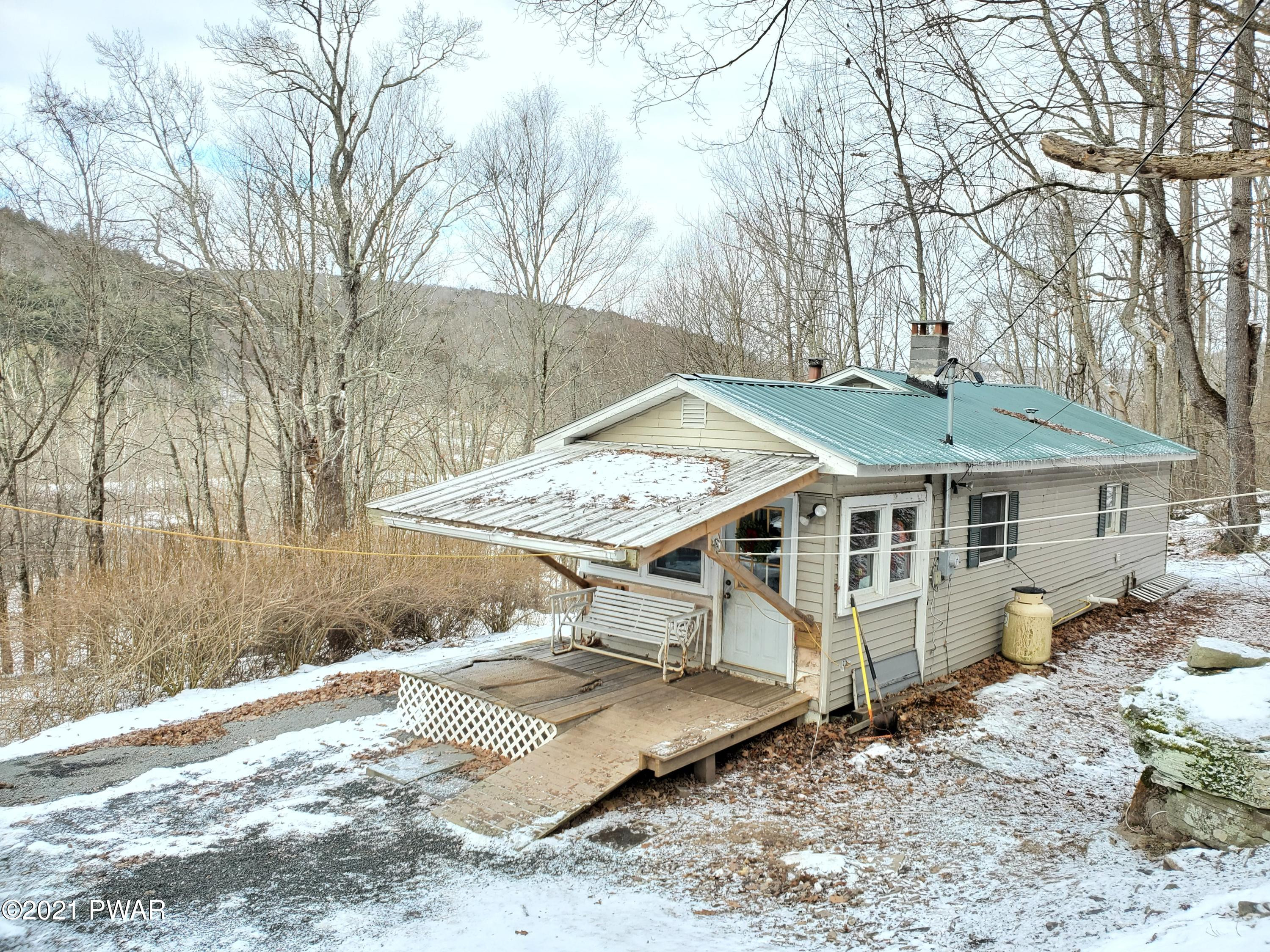 14 Grocery Hill Road Equinunk, PA 18417 - Photo 4 of 17