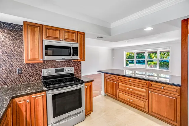 $1,499,000 | 5550 Northeast 26th Avenue, Fort Lauderdale, FL 33308