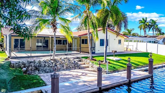$1,499,000 | 5550 Northeast 26th Avenue, Fort Lauderdale, FL 33308