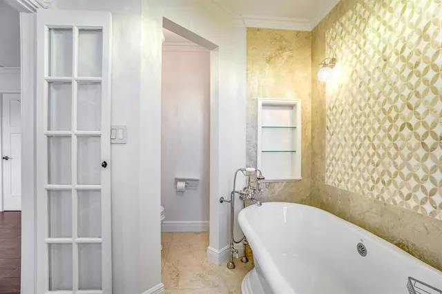 $1,499,000 | 5550 Northeast 26th Avenue, Fort Lauderdale, FL 33308