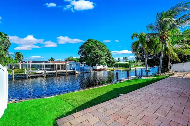 $1,499,000 | 5550 Northeast 26th Avenue, Fort Lauderdale, FL 33308