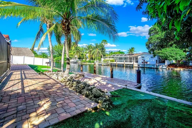 $1,499,000 | 5550 Northeast 26th Avenue, Fort Lauderdale, FL 33308