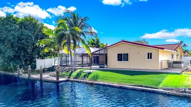 $1,499,000 | 5550 Northeast 26th Avenue, Fort Lauderdale, FL 33308