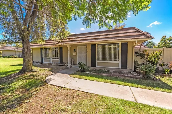 $699,900 | 23526 Los Adornos, Aliso Viejo, CA 92656