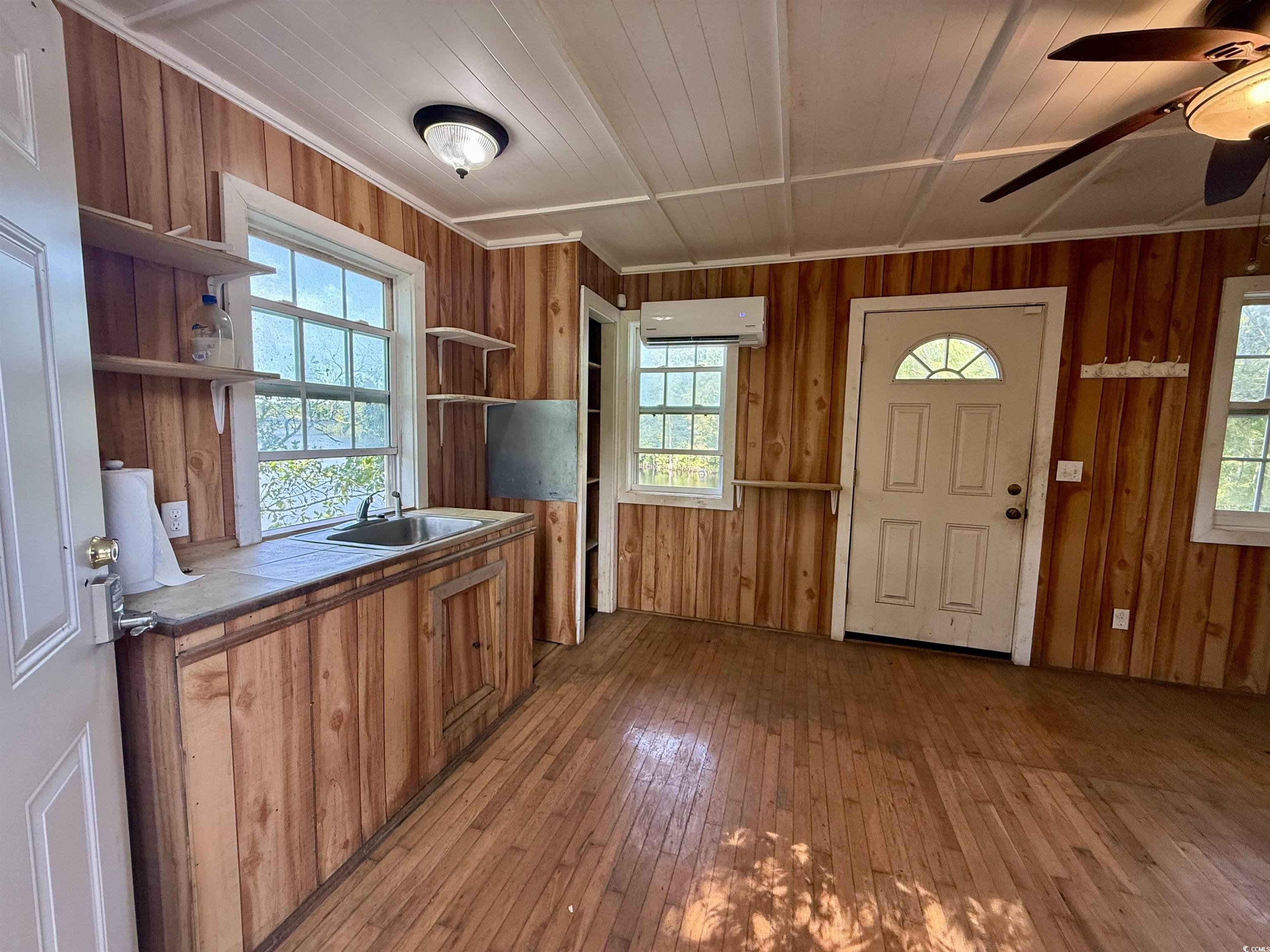 149 Reds Landing Road Andrews, SC 29510 - Photo 4 of 10