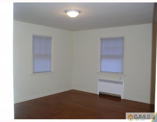 50 Lancaster Road Colonia, NJ 07067 - Photo 6 of 10 Gallery Image 6
