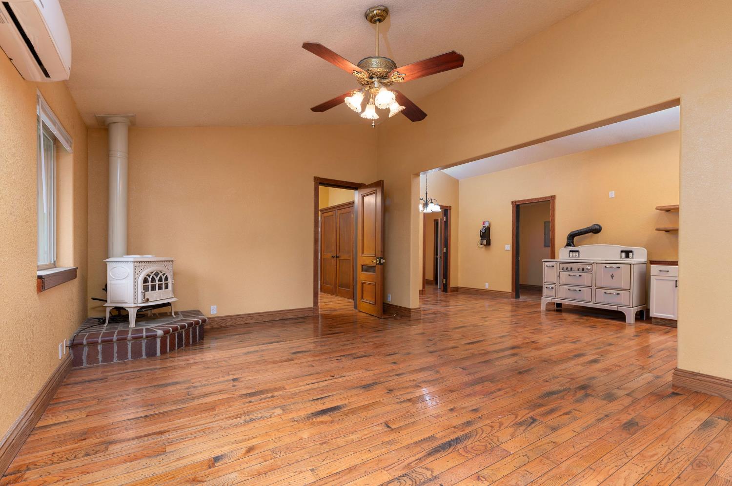 2895 Ponderosa Road Arnold, CA 95223 - Photo 6 of 52