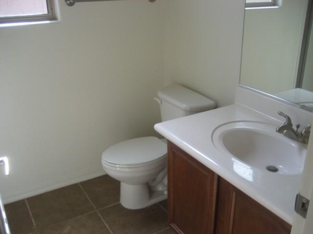 3445 West Florimond Road Phoenix, AZ 85086 - Photo 5 of 11 BATHROOM