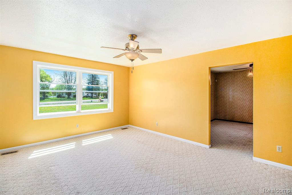 1148 West Cook Road Grand Blanc, MI 48439 - Photo 5 of 21 Gallery Image 5