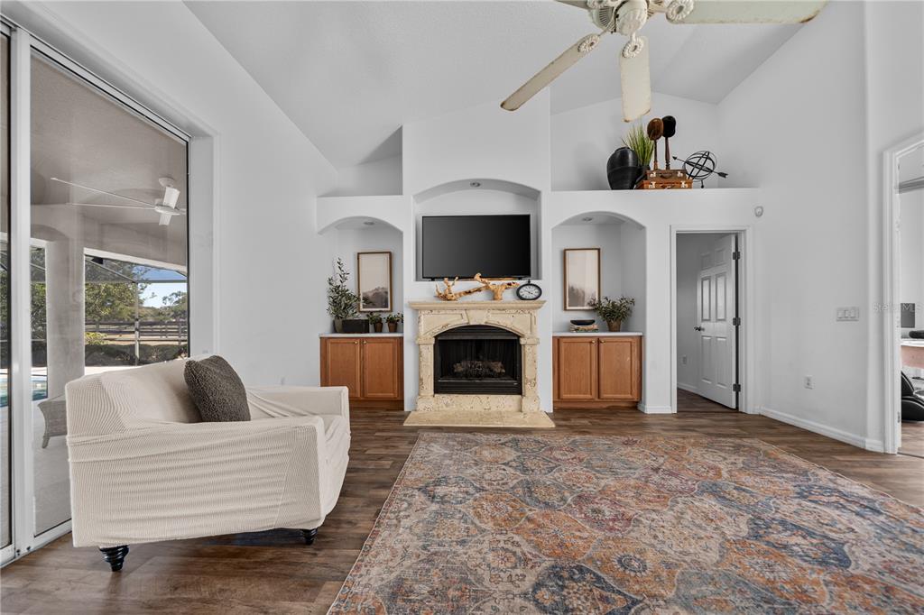 15995 Northwest 10th Circle Citra, FL 32113 - Photo 14 of 73