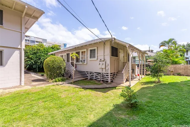 $1,990,000 | 735 Lukepane Avenue, Honolulu, HI 96816