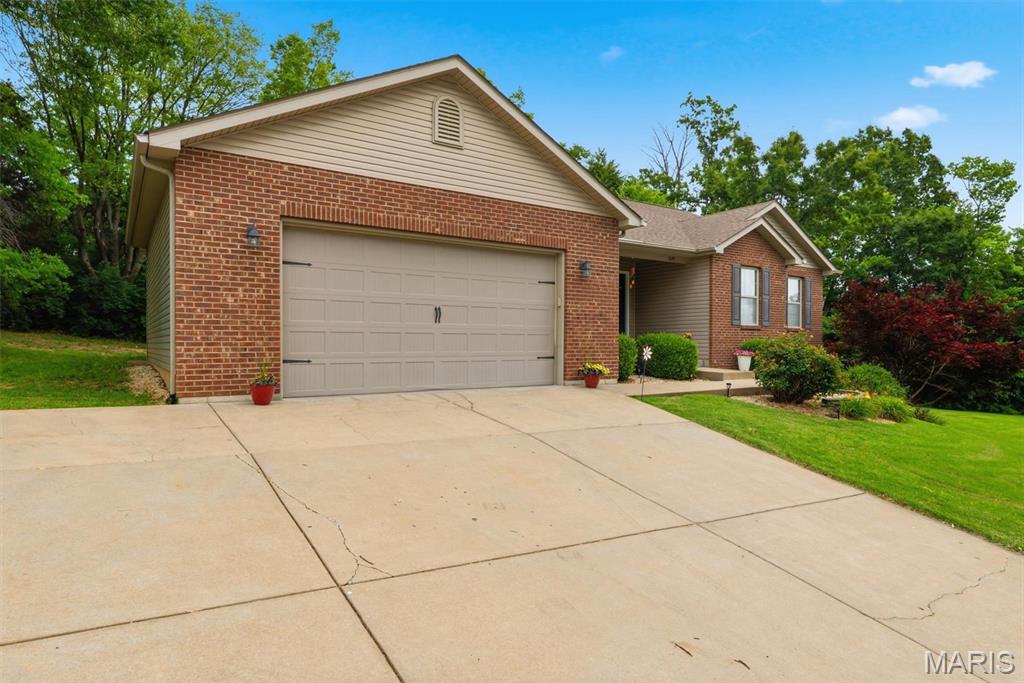 5699 Steutermann Road Washington, MO 63090 - Photo 2 of 40