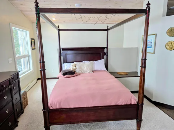 $589,000 | 3495 Main Street, Ranier, MN 56668