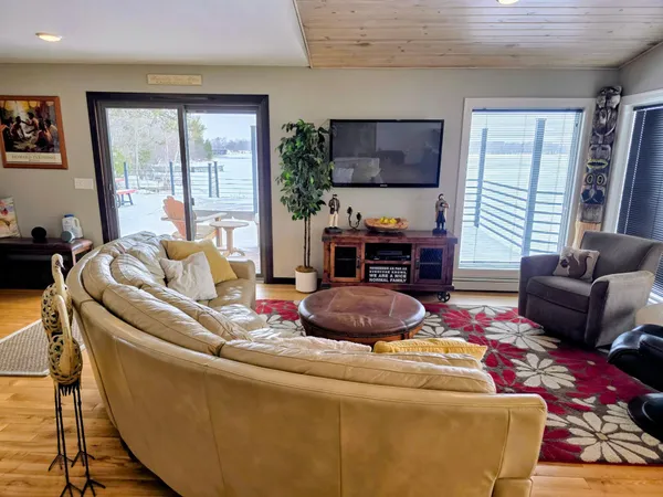 $589,000 | 3495 Main Street, Ranier, MN 56668