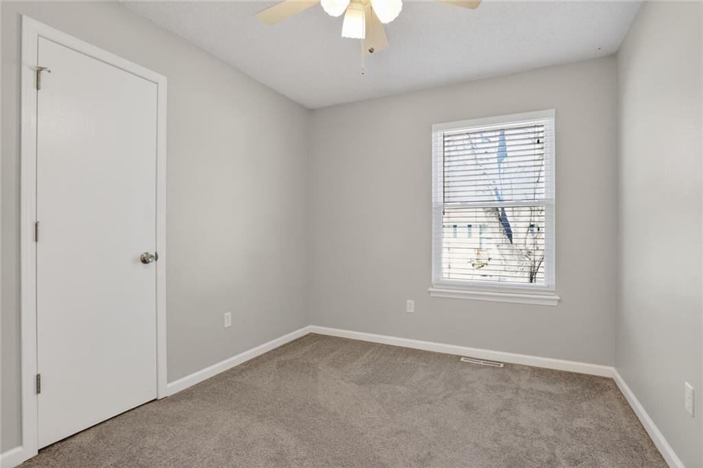 415 West Smith Street Spring Hill, KS 66083 - Photo 13 of 19