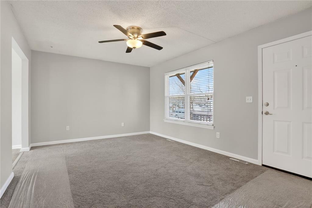 415 West Smith Street Spring Hill, KS 66083 - Photo 5 of 19