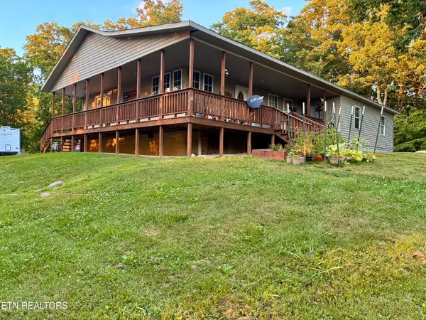 $400,000 | 1153 Ditney Trail, Pioneer, TN 37847