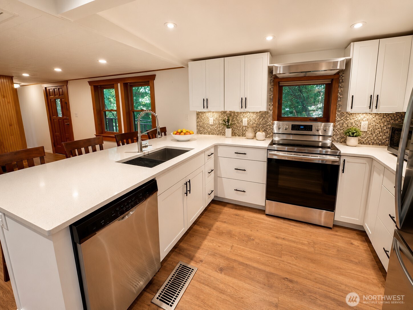 949 Southwest Harper Road Port Orchard, WA 98367 - Photo 10 of 34 Gallery Image 10