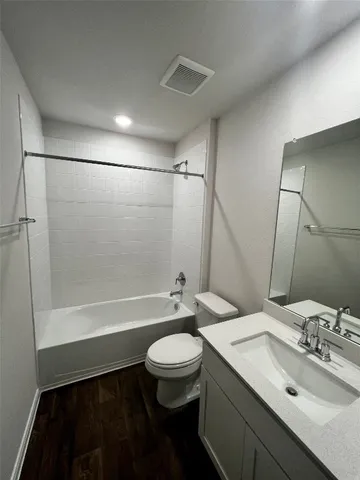 $1,800 | 316 Abbey Lane, Lockhart, TX 78644