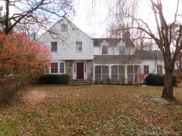 185 Pinewood Road Stamford, CT 06903 - Photo 1 of 1 a view of a yard in front of a house