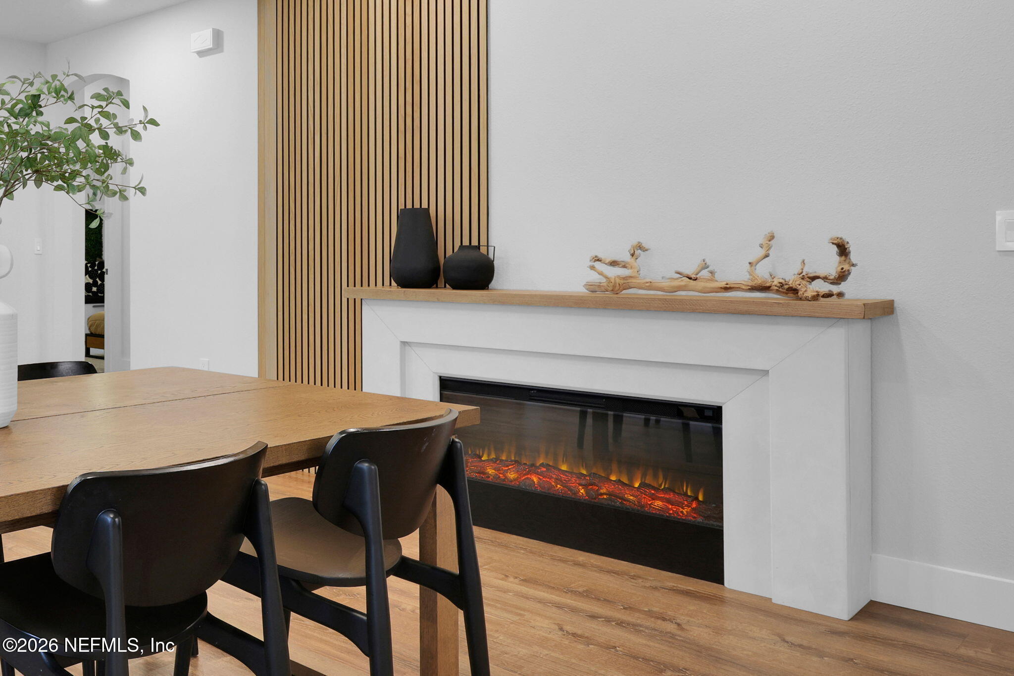 180 Taylor Ridge Avenue Ponte Vedra, FL 32081 - Photo 19 of 88 Electric fireplace with wood top