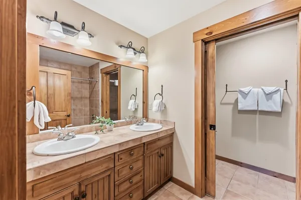 $1,350,000 | 50 Mountain Thunder Drive, Unit 1209, Breckenridge, CO 80424