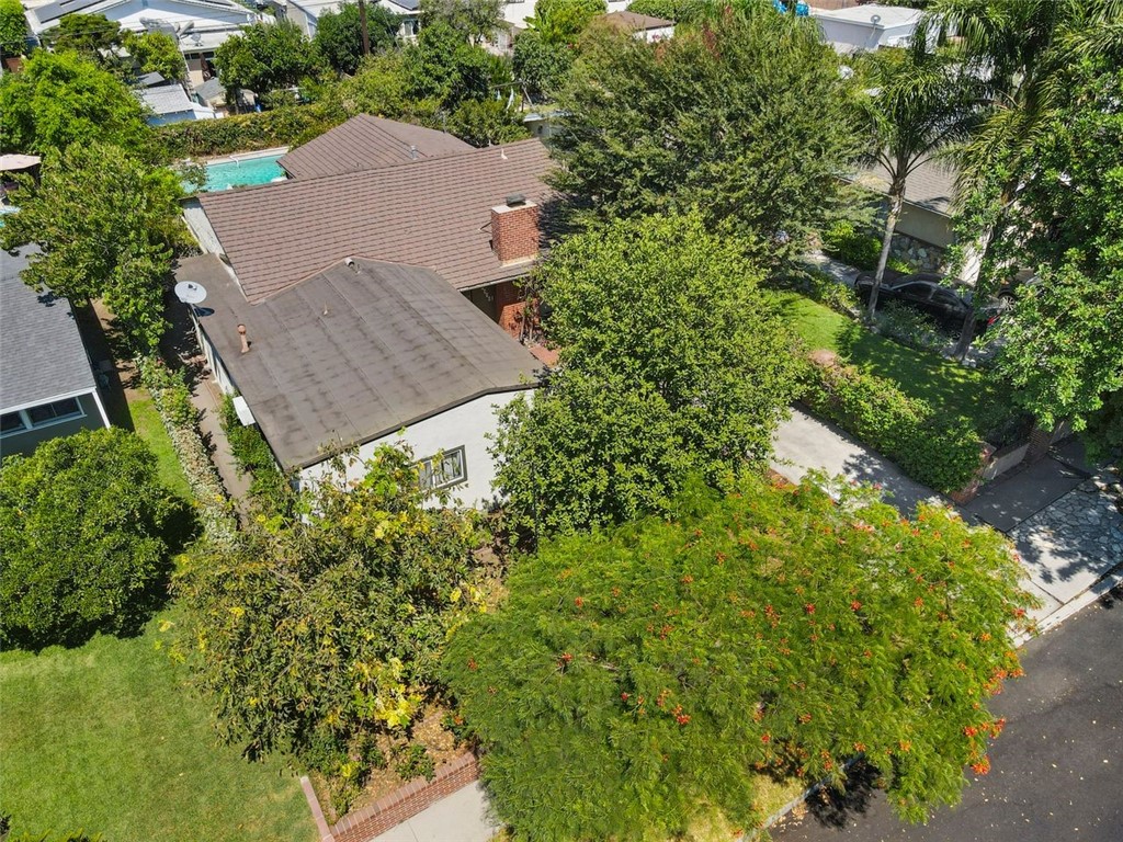 14335 Aztec Street Sylmar, CA 91342 - Photo 6 of 48 an aerial view of a house with yard and outdoor seating