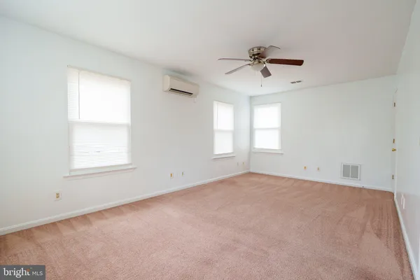 $3,300 | 829 Shore Drive, Edgewater, MD 21037