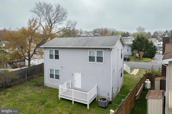 $3,300 | 829 Shore Drive, Edgewater, MD 21037