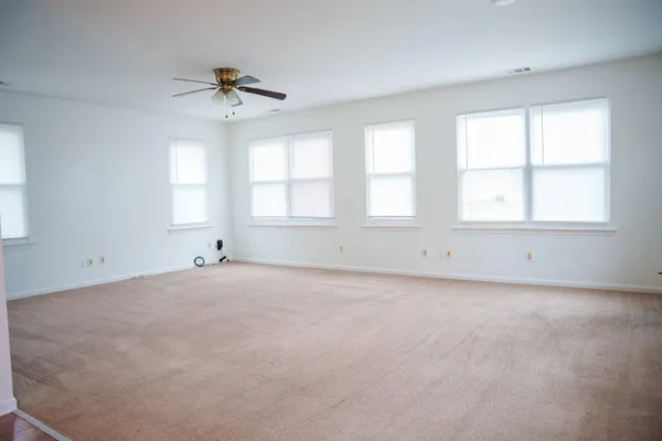 $3,300 | 829 Shore Drive, Edgewater, MD 21037