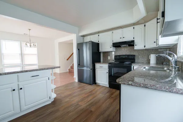 $3,300 | 829 Shore Drive, Edgewater, MD 21037