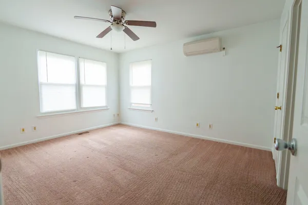 $3,300 | 829 Shore Drive, Edgewater, MD 21037