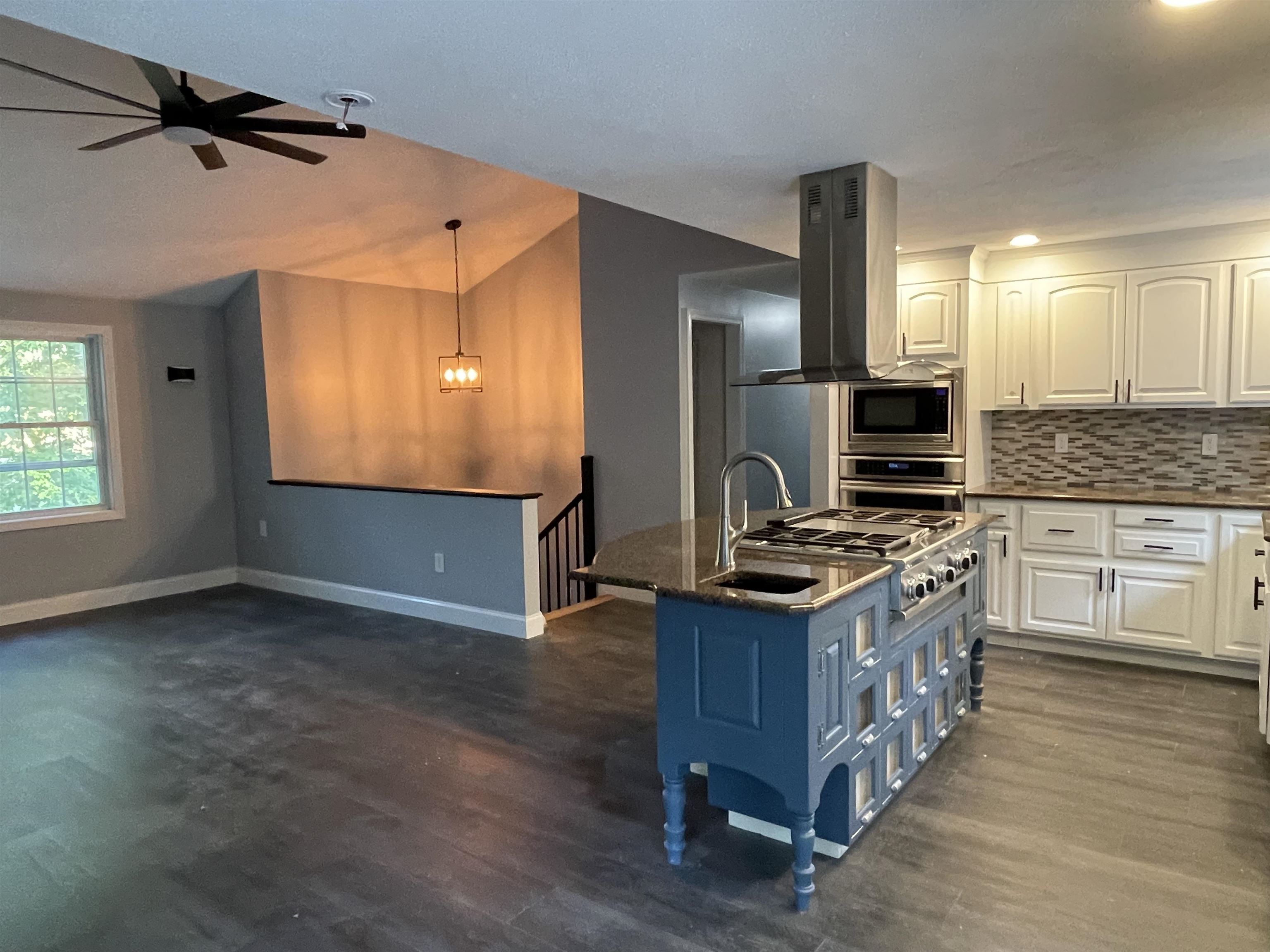 93 Rockingham Road Derry, NH 03038 - Photo 25 of 27
