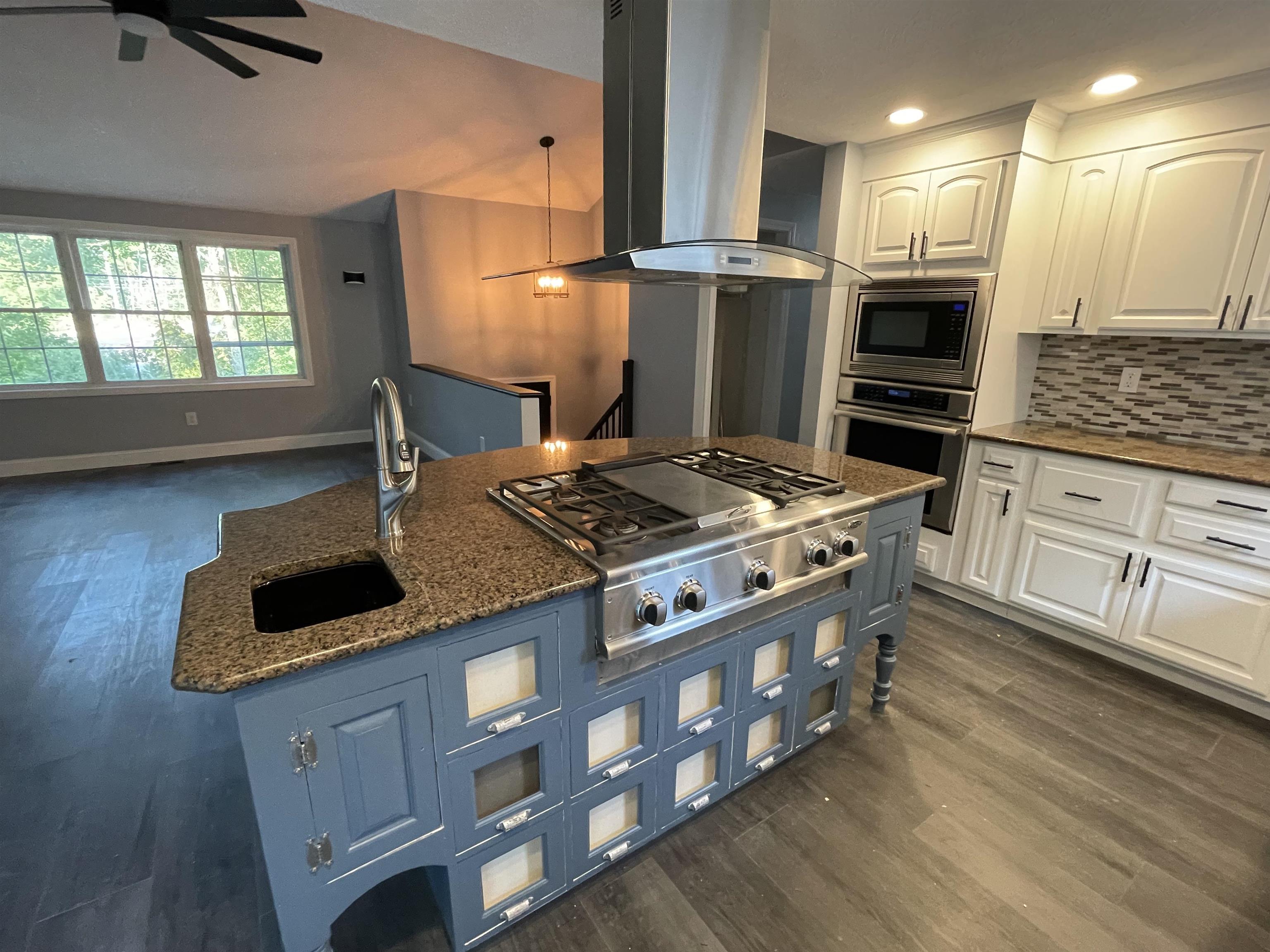 93 Rockingham Road Derry, NH 03038 - Photo 27 of 27