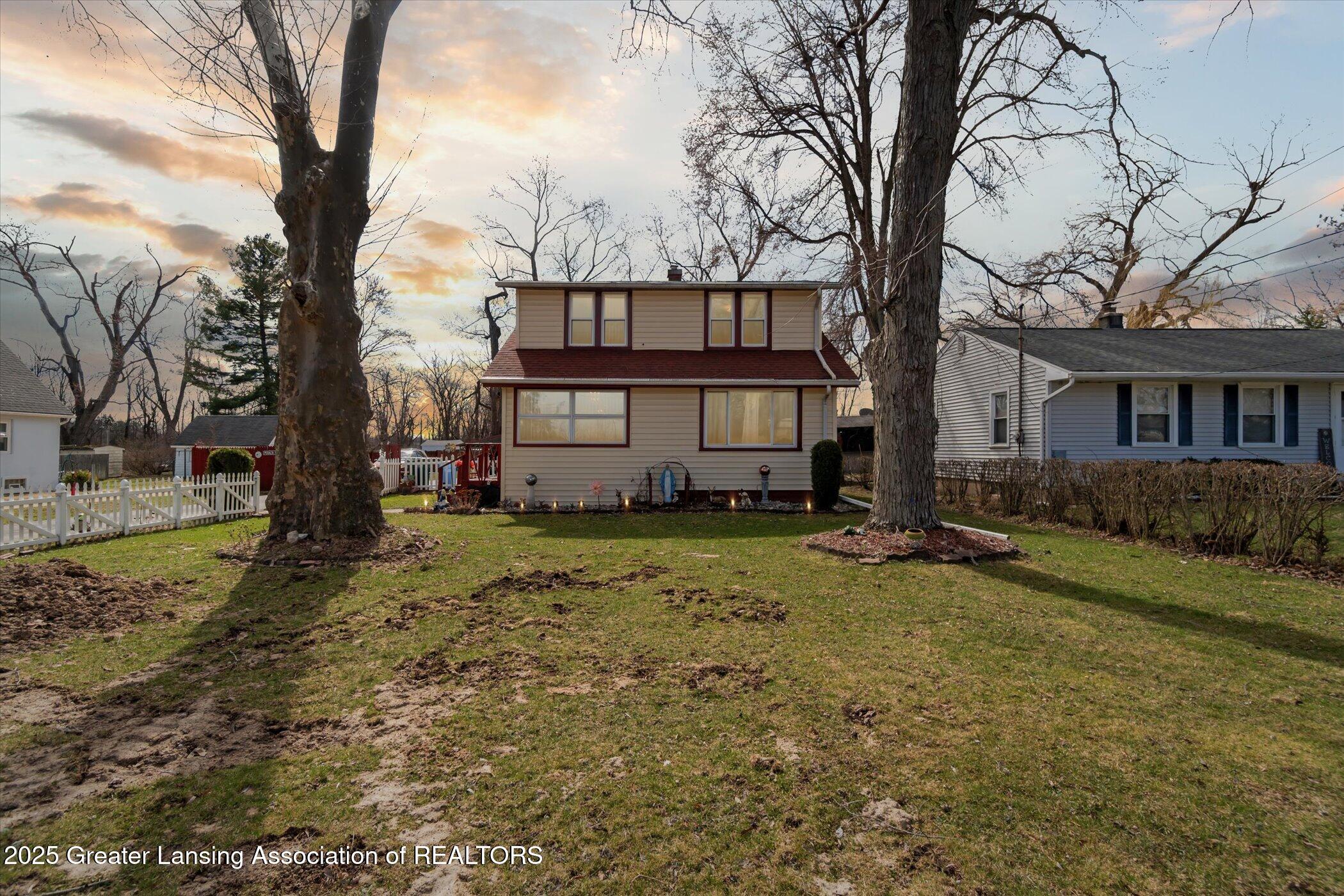 01-1717-W-Jolly-Rd-Lansing-MI-48910-Wind