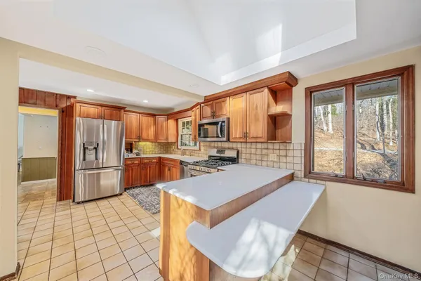 $969,000 | 1 Spring Hollow Road, St. James, NY 11780