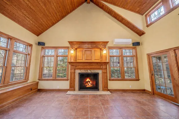 $969,000 | 1 Spring Hollow Road, St. James, NY 11780