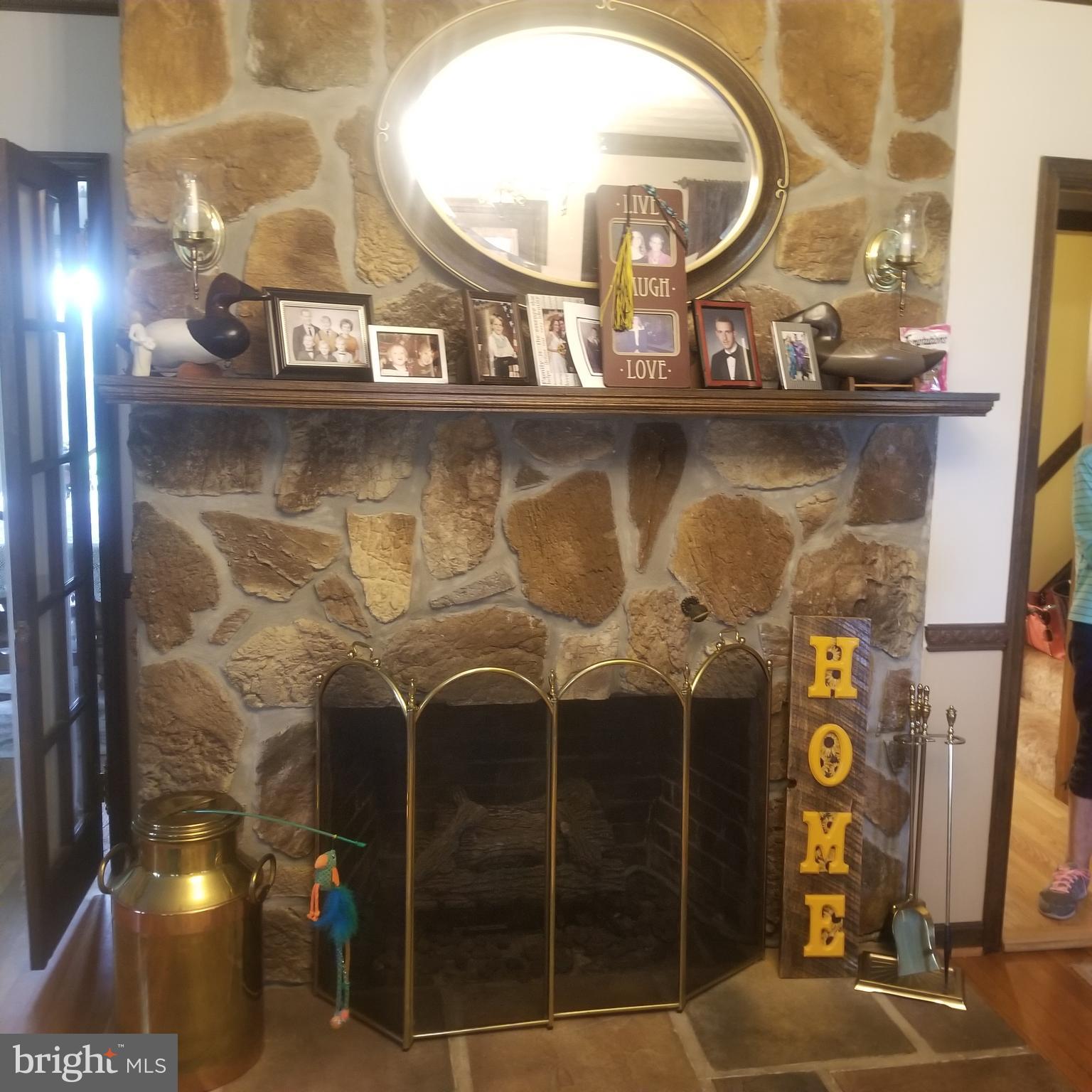 4535 Conowingo Road Darlington, MD 21034 - Photo 11 of 48 gas log remote fireplace works well for emergency